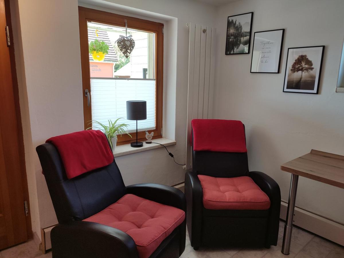 Ferienwohnung Nimm Dir Zeit 힌테르헤름스도르프 외부 사진
